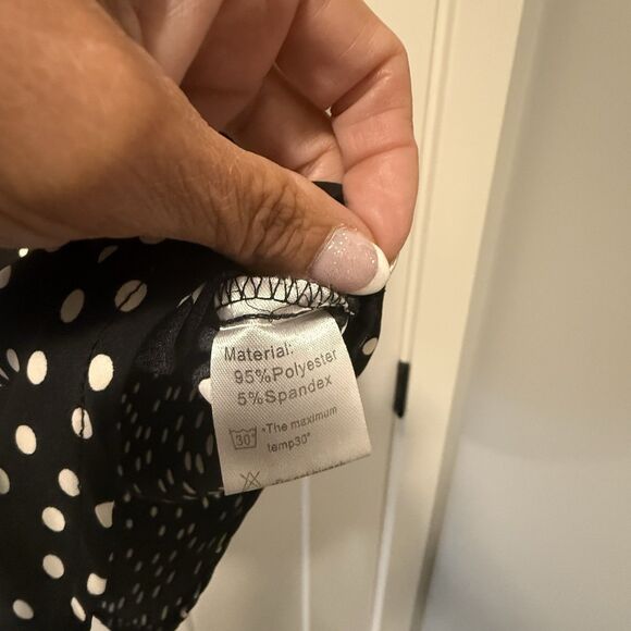 Black And White Polka‎ Dot Size Medium Sleeveless Dress Tank Blouse - Picture 3 of 4